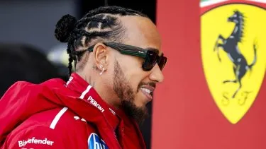 Lewis Hamilton critica a Ferrari tras su debut en la&nbsp;Scuderia