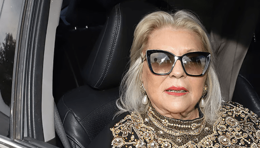 Elisa Carrió: “Millones de argentinos les pedimos perdón a los médicos del&nbsp;Garrahan”