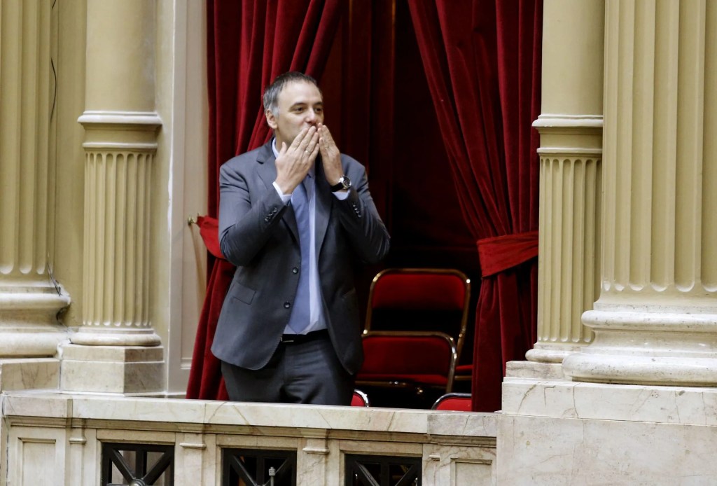 La inmobiliaria complicó el caso Adorni al afirmar que el departamento valía&nbsp;más